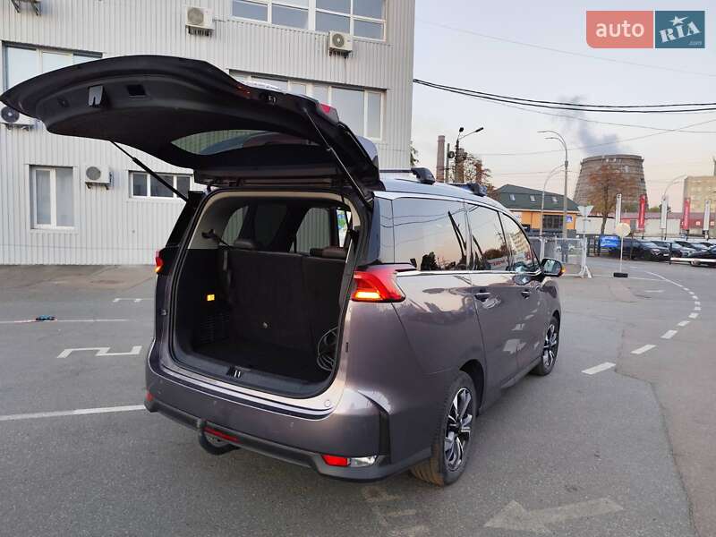 Мінівен Maxus Euniq 5 2021 в Києві