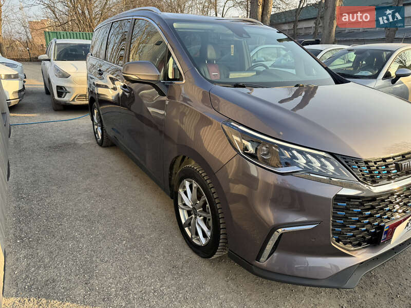 Минивэн Maxus Euniq 5 2021 в Тернополе