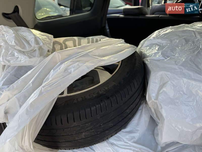 Минивэн Maxus Euniq 5 2021 в Тернополе