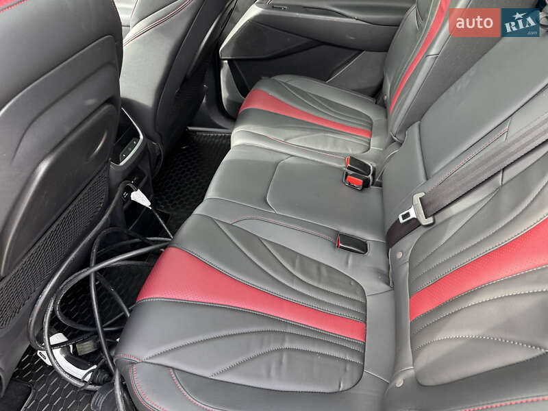 Минивэн Maxus Euniq 5 2020 в Тернополе фото 18 Минивэн Maxus Euniq 5 2020 в Тернополе