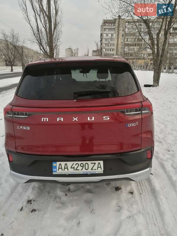 Внедорожник / Кроссовер Maxus Euniq 6 2021 в 