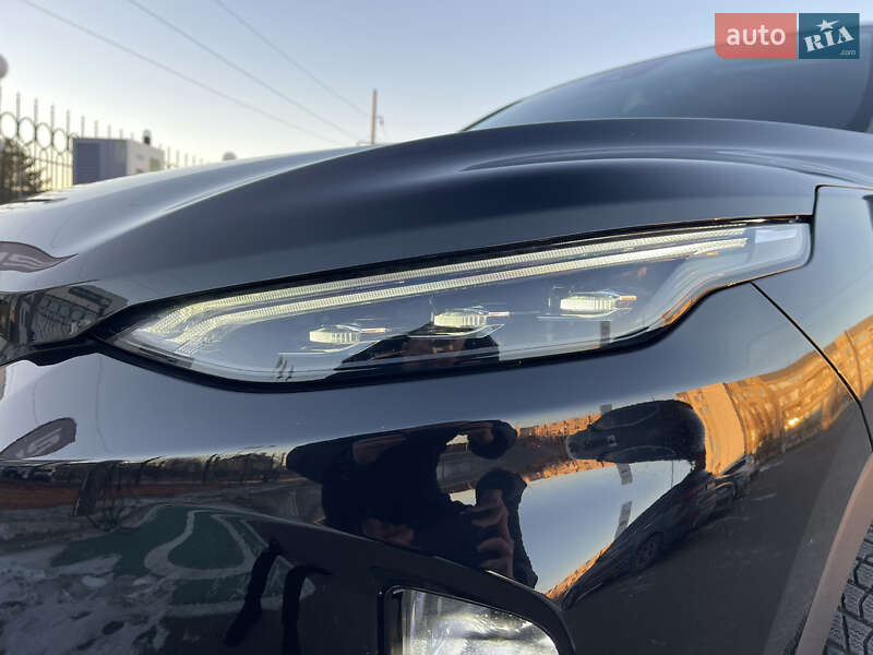 Внедорожник / Кроссовер Maxus Euniq 6 2022 в Киеве