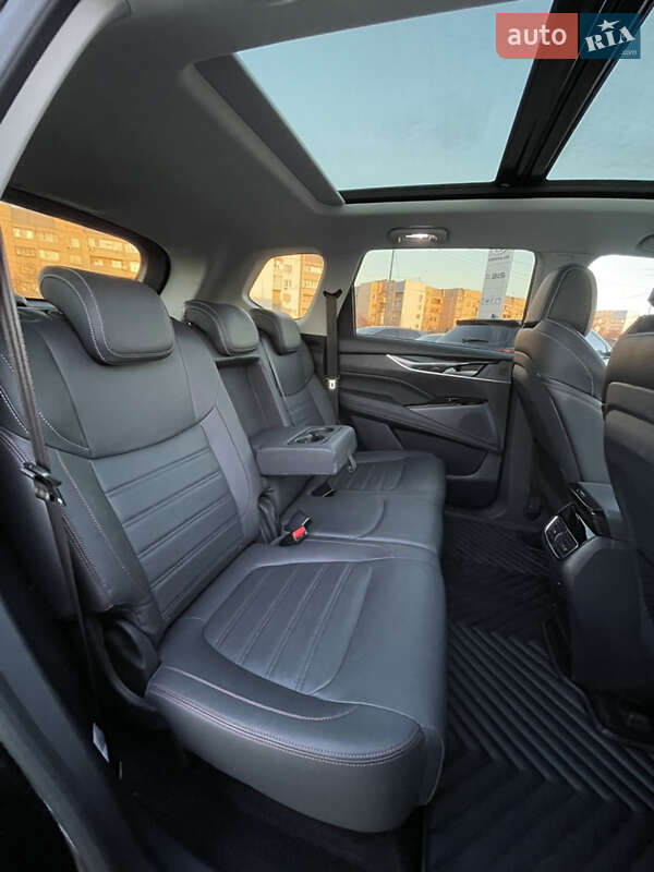 Внедорожник / Кроссовер Maxus Euniq 6 2022 в Киеве