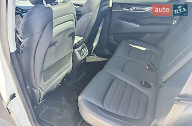 Внедорожник / Кроссовер Maxus Euniq 6 2023 в 