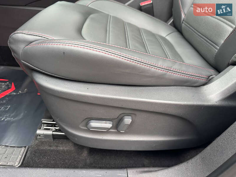 Внедорожник / Кроссовер Maxus Euniq 6 2022 в Тернополе