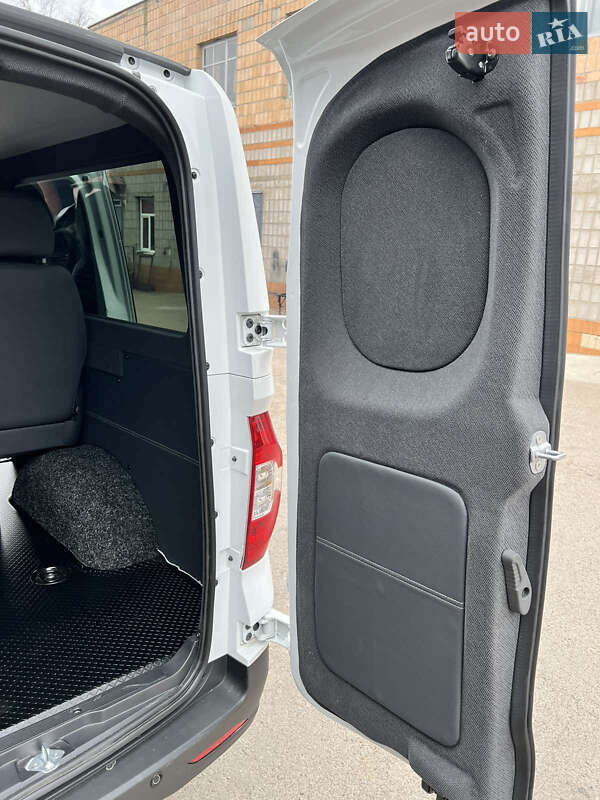 Мінівен Maxus EV30L 2022 в Ланівці фото 16 Мінівен Maxus EV30L 2022 в Ланівці