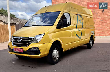 Грузовой фургон Maxus EV80 2019 в 