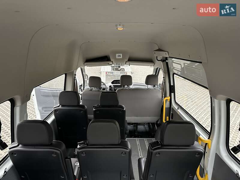 Минивэн Maxus EV80 2020 в Львове