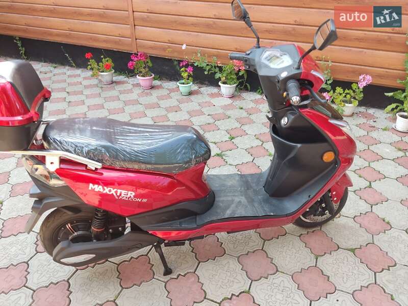 Скутер Maxxter Falcon 2023 в 