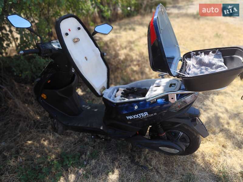 Скутер Maxxter Falcon 2022 в Кривом Роге