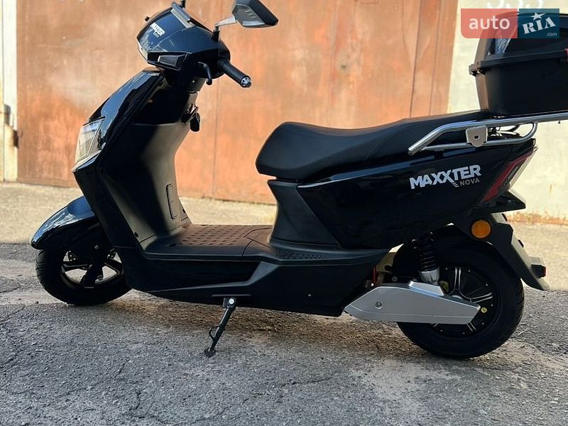 Макси-скутер Maxxter Nova 2025 в Киеве