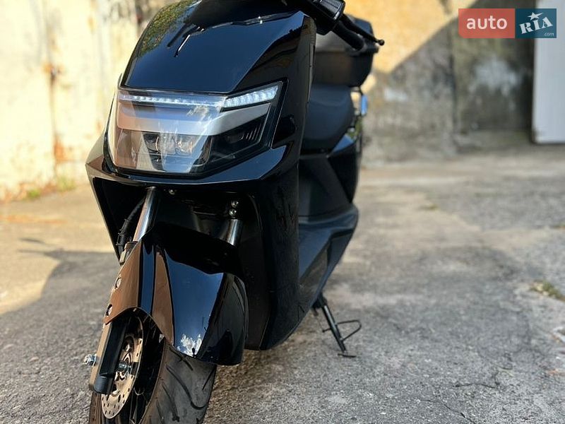 Макси-скутер Maxxter Nova 2025 в Киеве