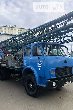 Буровая установка МАЗ 501 1973 в Киеве