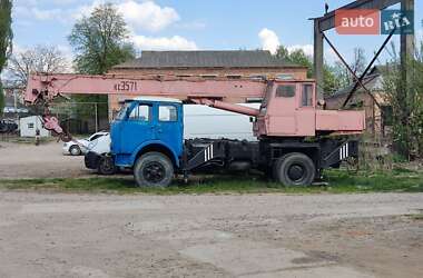Автокран МАЗ 5334 1982 в 