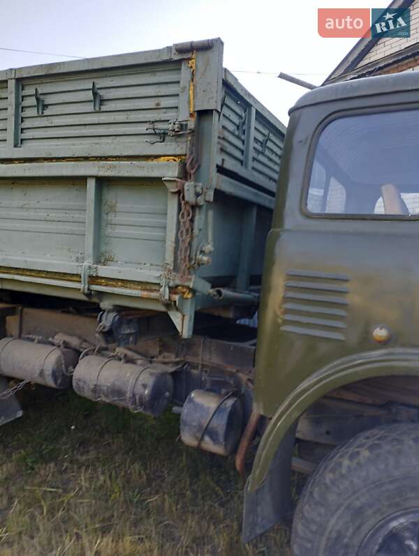 Самоскид МАЗ 5335 1990 в Томашполі