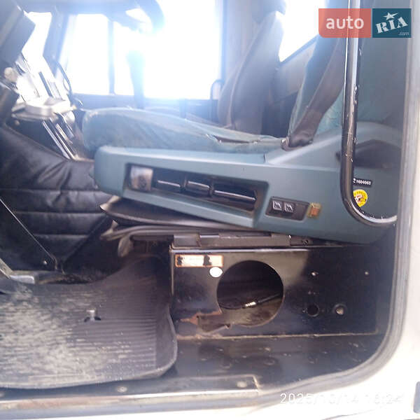 Самосвал МАЗ 555102 2008 в Городке