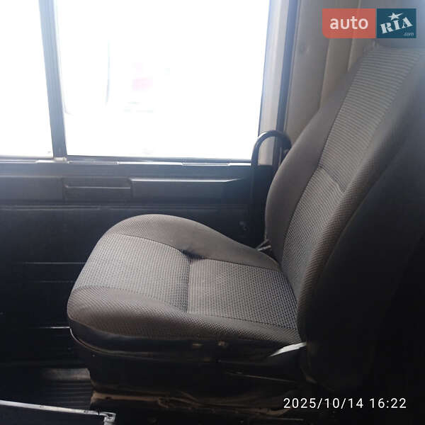 Самоскид МАЗ 555102 2008 в Городку