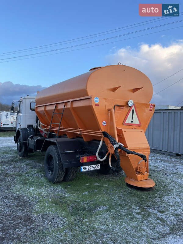 Пескоразбрасывающая машина МАЗ 5571 2009 в Одессе фото 33 Пескоразбрасывающая машина МАЗ 5571 2009 в Одессе