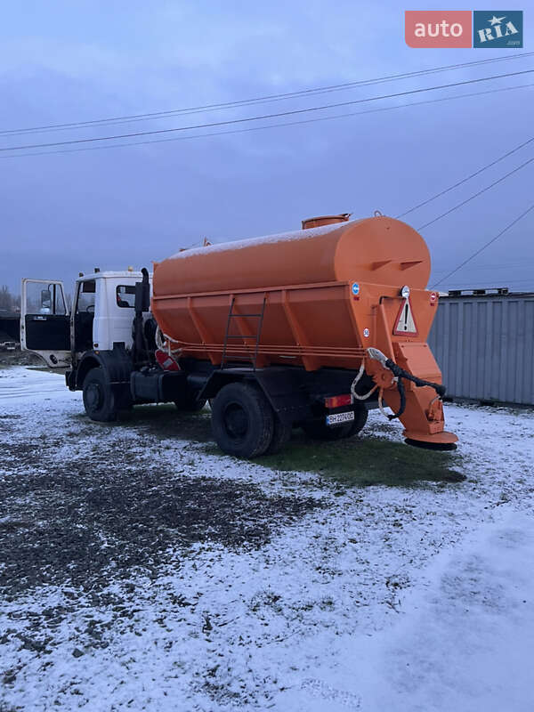 Пескоразбрасывающая машина МАЗ 5571 2009 в Одессе фото 47 Пескоразбрасывающая машина МАЗ 5571 2009 в Одессе