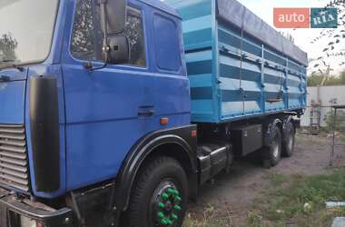 Самосвал МАЗ 630305 2010 в 