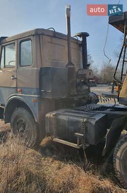 Тягач МАЗ 63229 1984 в 
