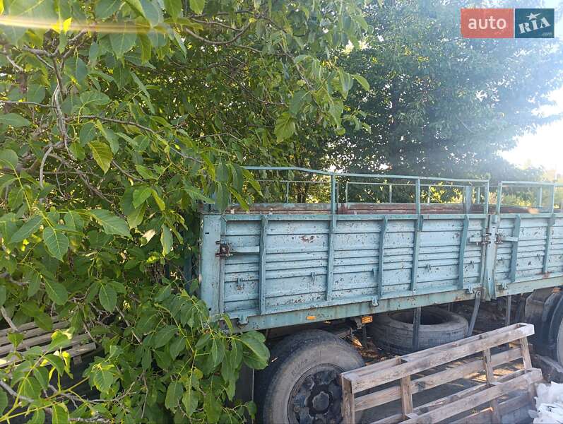Бортовой полуприцеп МАЗ 8926 1990 в 