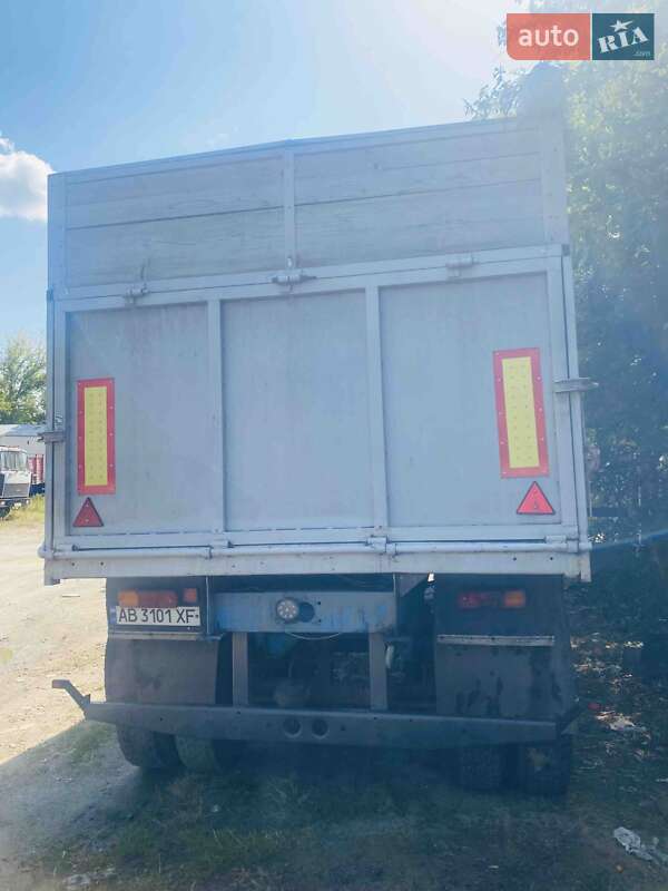 Зерновоз - полуприцеп МАЗ 938662 2002 в Гайсине