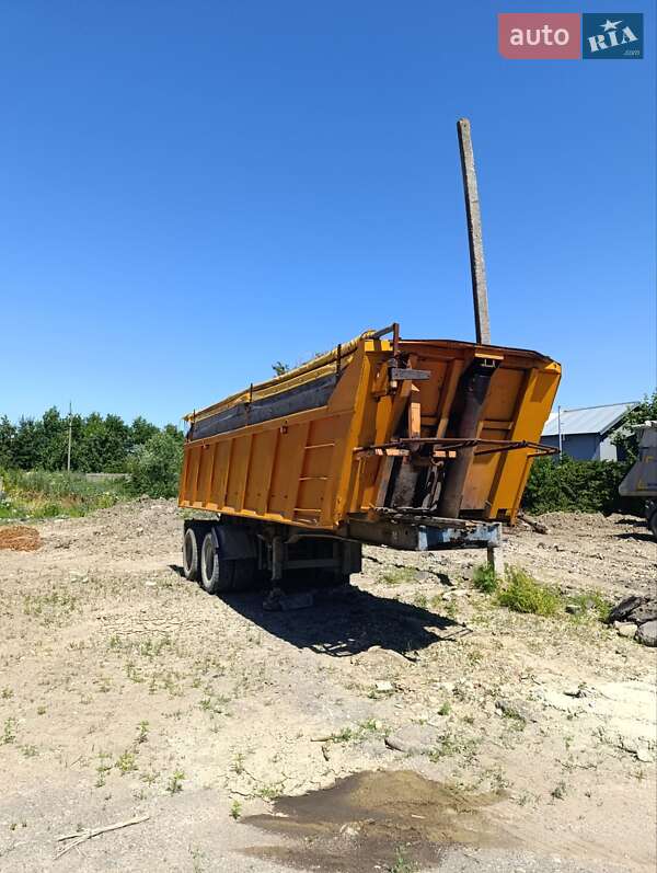 Самосвал полуприцеп МАЗ 950600 2003 в Стрые