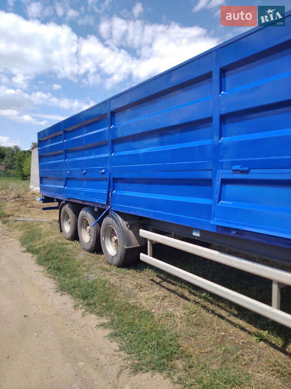 Зерновоз - полуприцеп МАЗ 975800 2006 в Бобринце