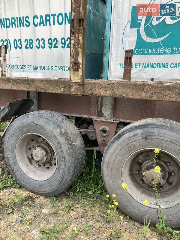 Бортовий напівпричіп МАЗ 9758 2004 в Львові