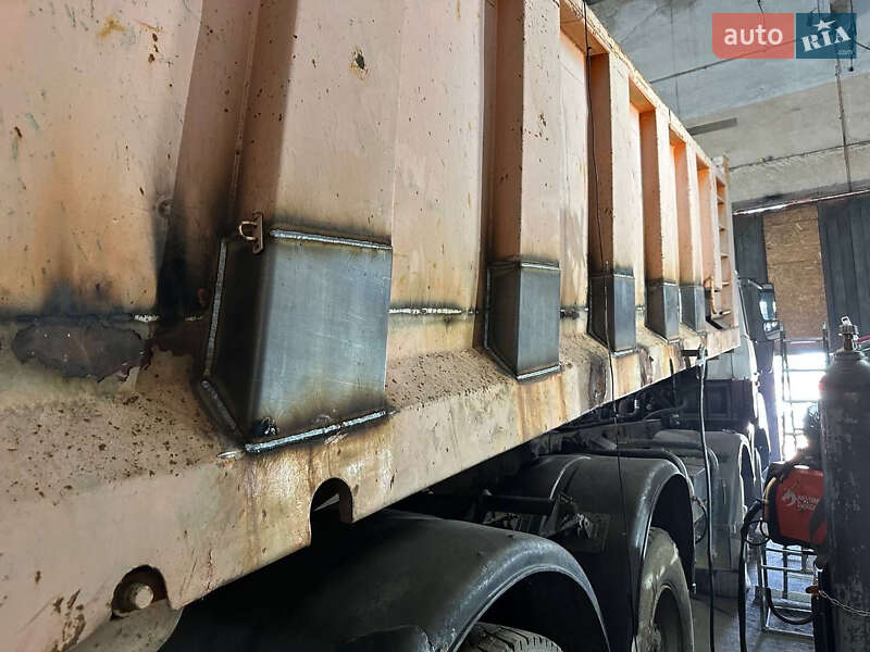 Самосвал МАЗ МАЗ 2008 в Львове