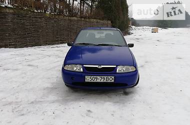 Хэтчбек Mazda 121 1997 в Луцке