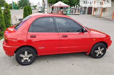 Седан Mazda 121 1994 в Одессе