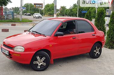 Седан Mazda 121 1994 в Одессе