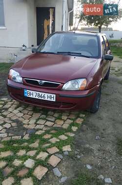 Хэтчбек Mazda 121 2000 в Одессе