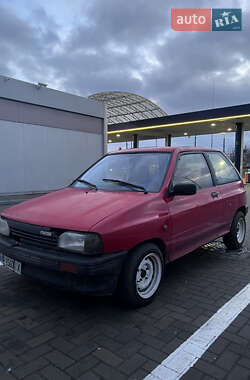 Хэтчбек Mazda 121 1988 в Запорожье