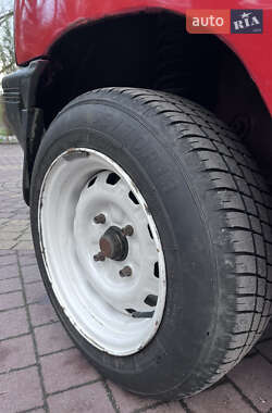 Хэтчбек Mazda 121 1988 в 