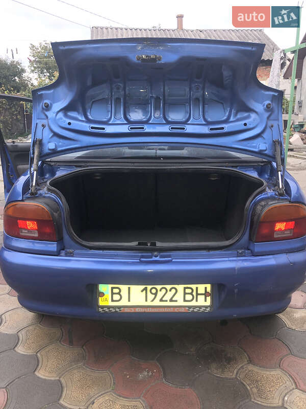 Седан Mazda 121 1993 в Кременчуге