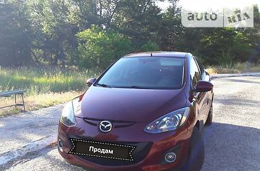 Хэтчбек Mazda 2 2011 в Днепре