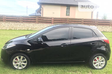 Хэтчбек Mazda 2 2009 в Тернополе