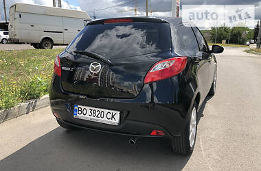 Хэтчбек Mazda 2 2009 в Харькове