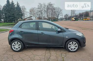 Хетчбек Mazda 2 2010 в Житомирі