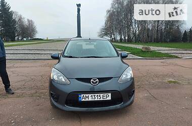 Хетчбек Mazda 2 2010 в Житомирі