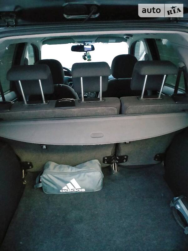 Хэтчбек Mazda 2 2006 в Ровно