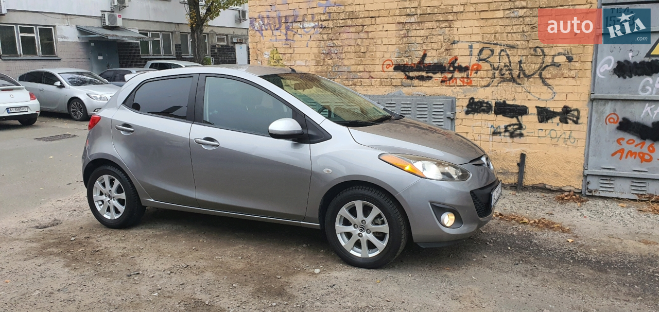 2013 Mazda 2 - мініатюра 8