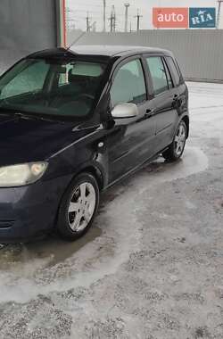 Хэтчбек Mazda 2 2004 в Киеве