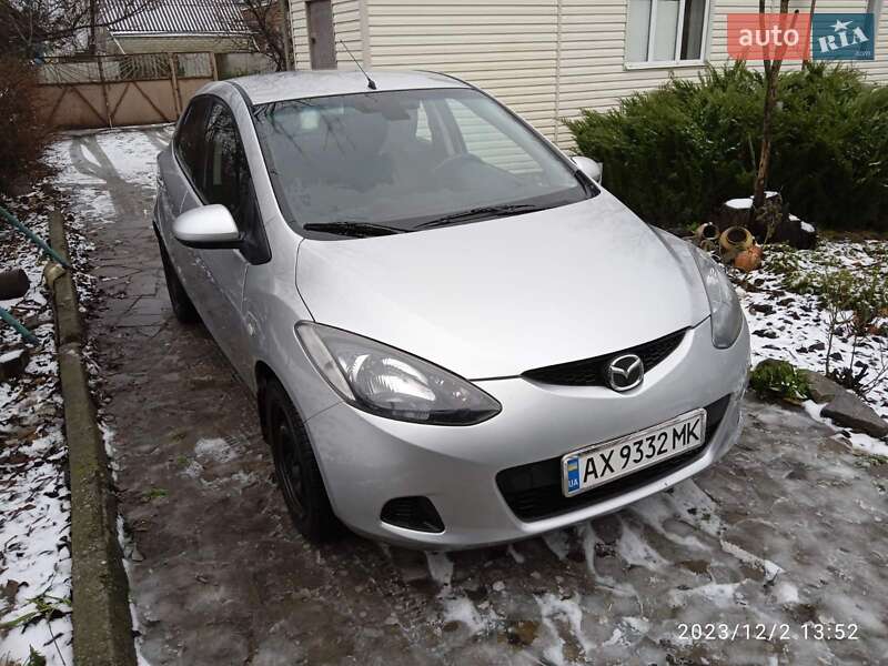 Mazda 2 2010