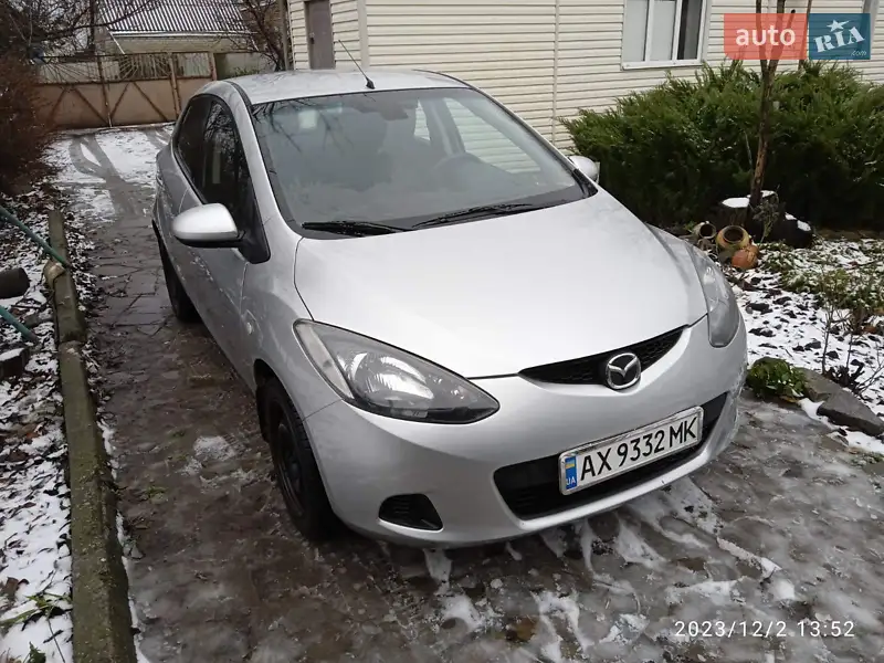 Mazda 2 2010