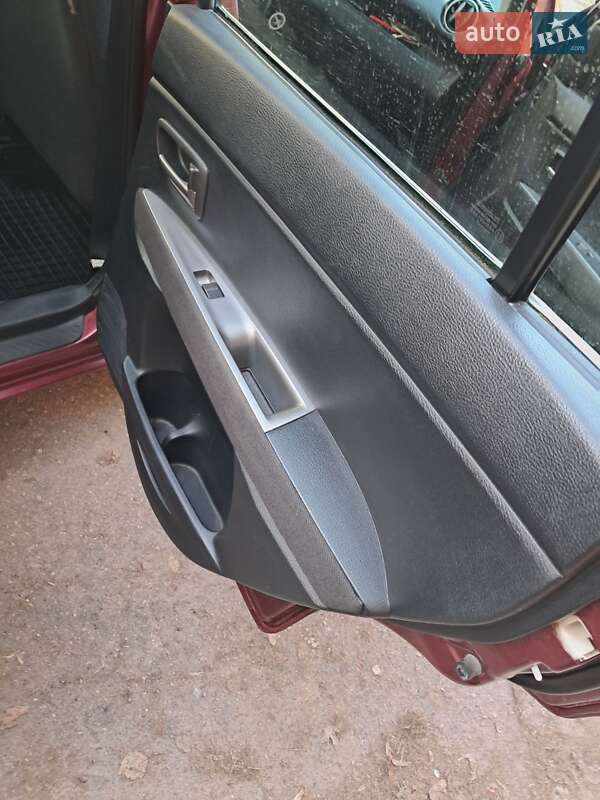Хэтчбек Mazda 2 2007 в Коростене