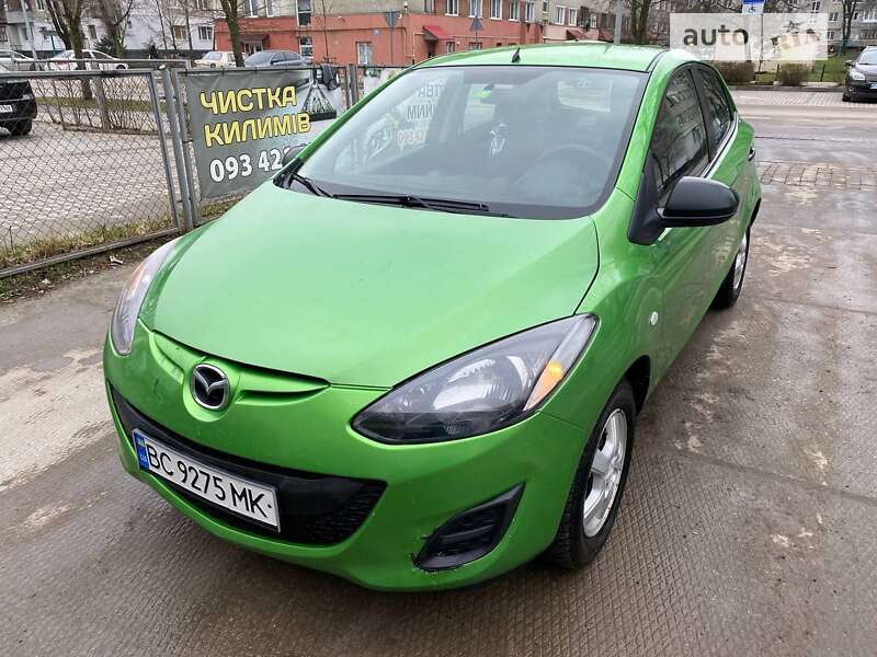 Mazda 2 2010